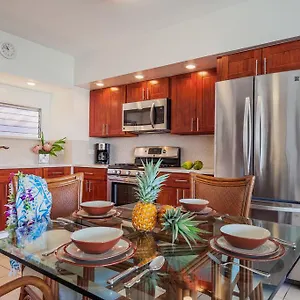 3* Aparthotel Castle Waikiki Shore